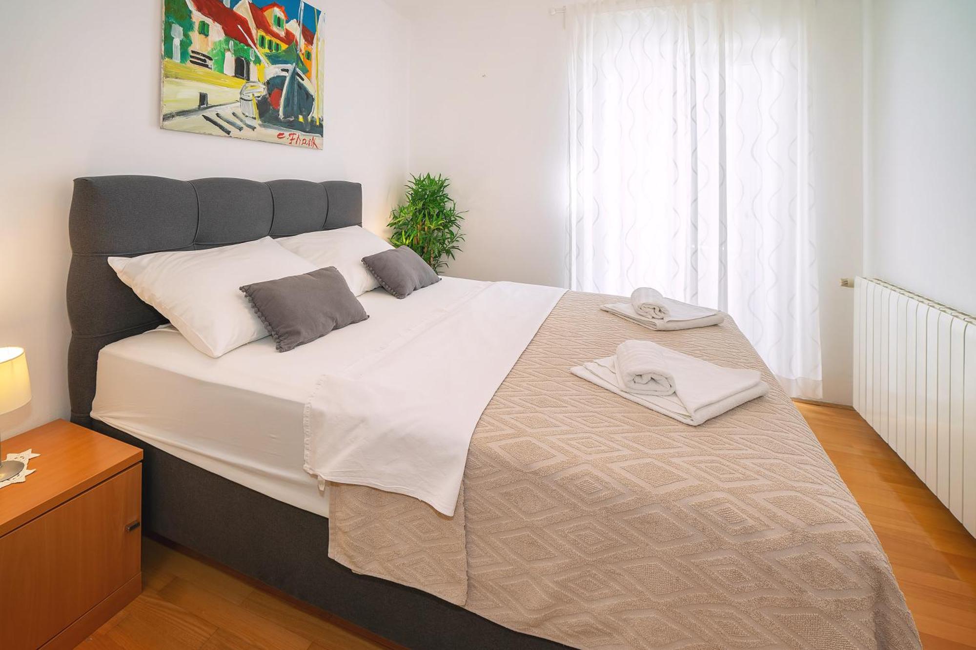 Apartments With Terrace Baška Стая снимка